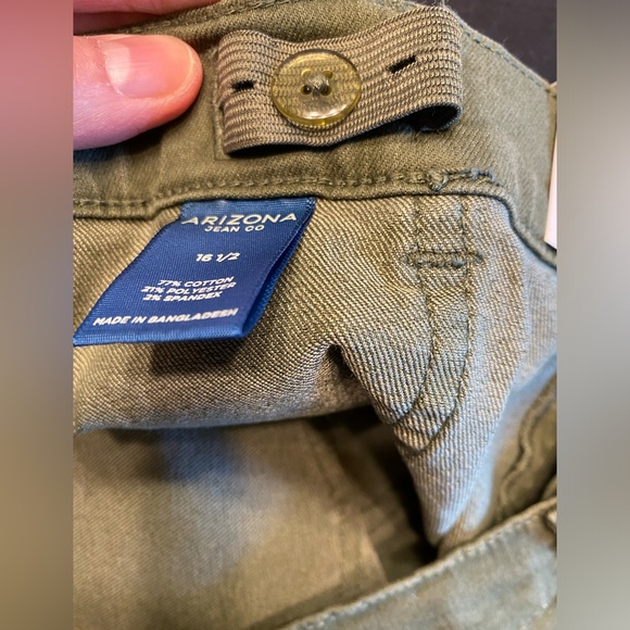 NWT Arizona Jean Co women’s Bermuda shorts size 16 1/2 plus, color Colorado Sage - Picture 8 of 13